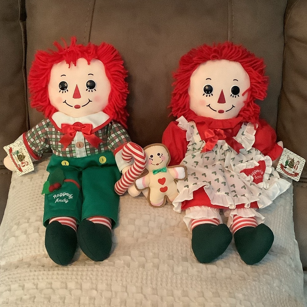 Raggedy Ann and Andy Christmas Doll Set